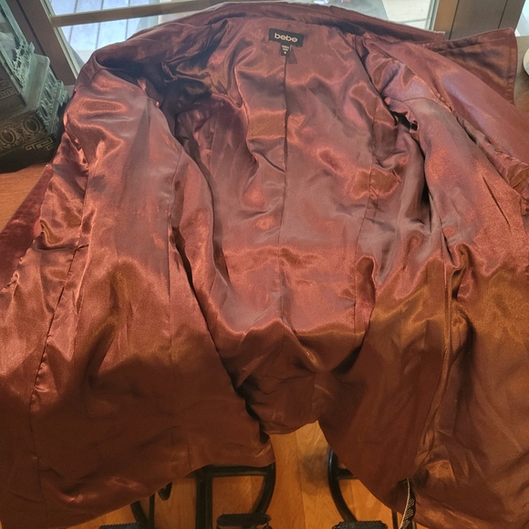 Bebe Studded Trench Coat in Burgundy. Satin Touch Fabric. Fully Lined. Size M. - Picture 13 of 14